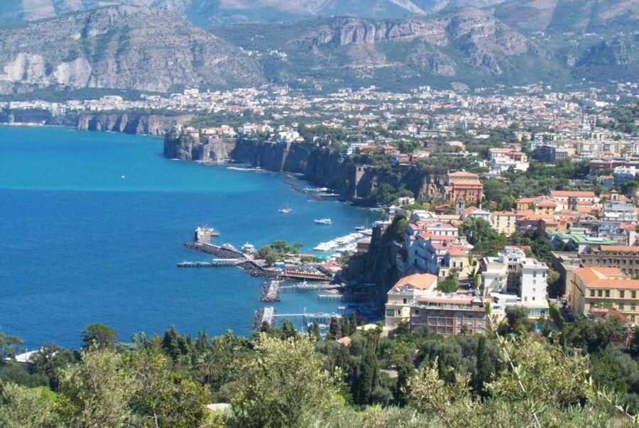 Pompeii and Amalfi Coast Full-Day Tour from Rome - Positano Lunch and Free Time: Streets You’ll Want to Wander Slowly