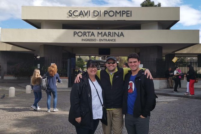 Pompeii and Herculaneum Skip-The-Line with Lunch&WineTasting from Rome - Capua stop for buffalo mozzarella: a food break that feels like local culture