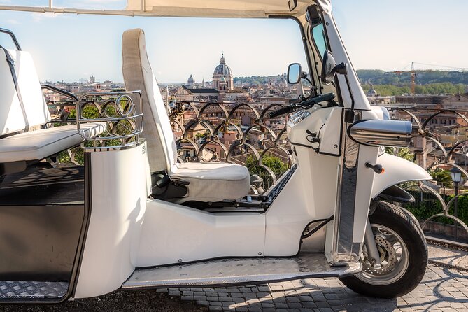 Private: 3 hours ETuk Tour in Rome - Vatican City in a short window, plus St. Peter’s Square