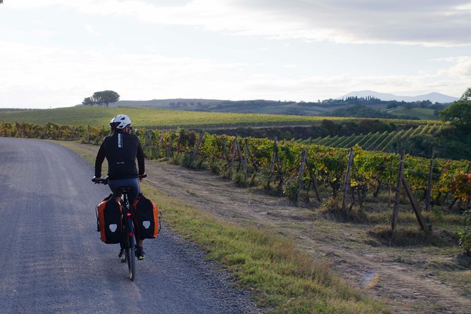 PRIVATE Civita di Bagnoregio and Orvieto Wine Tasting -Ebike tour - Civita di Bagnoregio: The Hilltop You Can Almost Touch