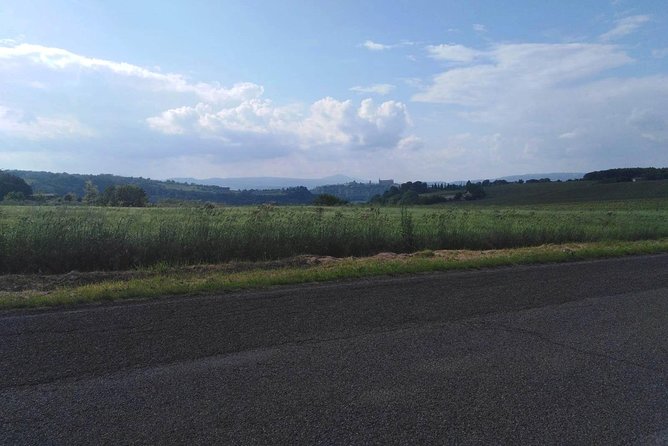 PRIVATE Civita di Bagnoregio and Orvieto Wine Tasting -Ebike tour - Oasis of Alviano, Countryside Riding, and a Lunch Box Break