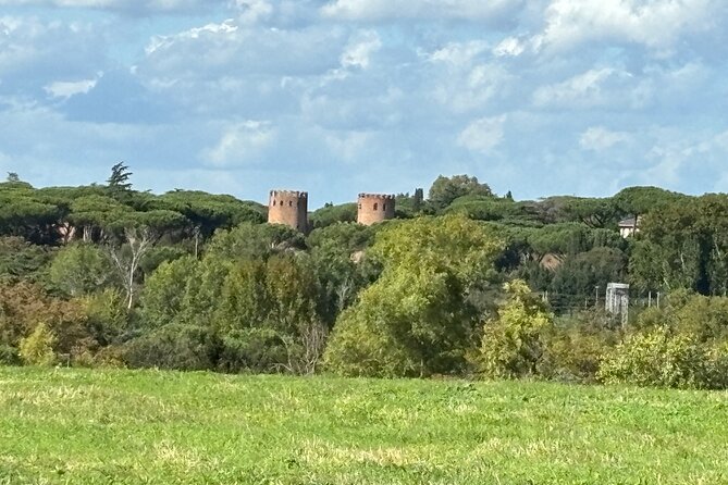 Private E-bike tour of Appian way, Aqueduct & catacombs with food - Appian Way itself: the road that changes your viewpoint