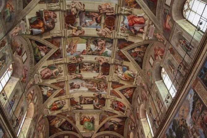 Private Early Morning Sistine Chapel with Vatican Tour - Why the early start at the Vatican Museums matters so much