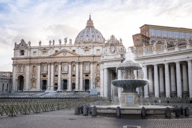 Private Early Morning Vatican Tour With St. Peter's Basilica - Dress code: the rule that can block you faster than any crowd