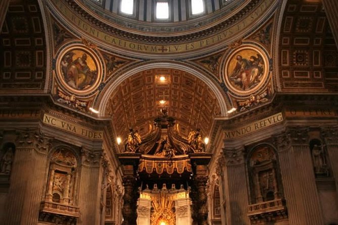 Private Experience: Sistine Chapel , Vatican Museums & St.Peters Basilica - Sistine Chapel: a clear plan for 20 minutes