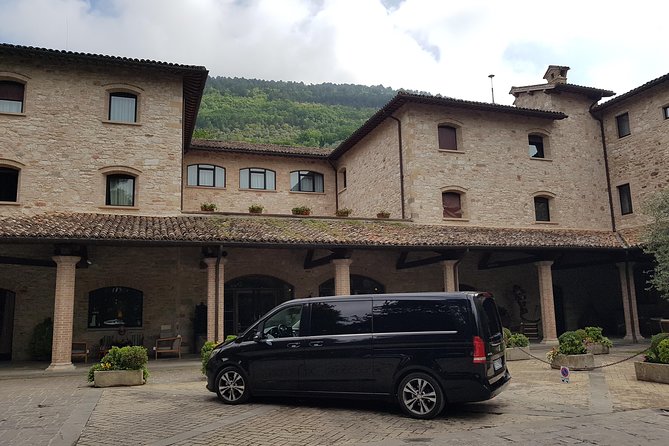 Private Fiumicino Airport Transfer to Rome: Luxury Chauffeur Van - Language and Courtesy: When Communication Is Easy, and When It Isn’t
