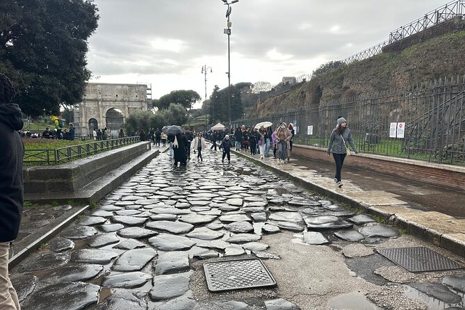 Private Full Guided Tour of Colosseum Roman Forum & Palatine Hill - Price and value: what $94.92 includes, and what it doesn’t