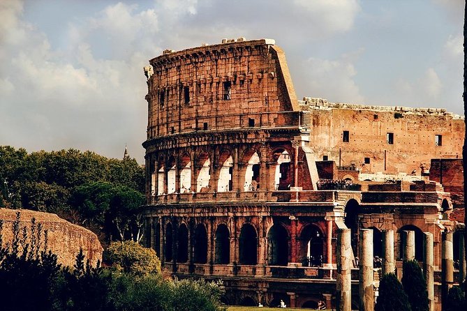 Private Luxury Transportation Between Rome and Civitavecchia Port - Luggage Rules, Space, and Accessibility You Can Plan Around