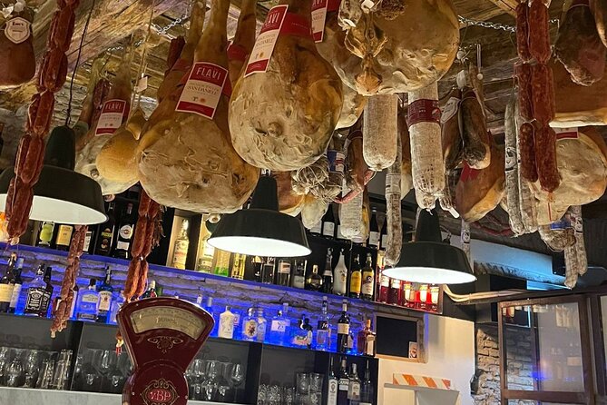 Private Pasta & Tiramisu Cooking Class with Unlimited Wine - Choosing your pasta shape without getting overwhelmed