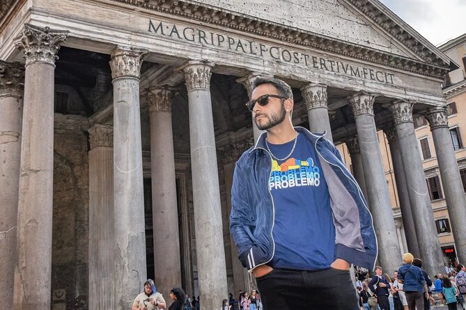 Private photo Tour in Rome - Fontana di Trevi: coin legend, photo time, and the classic scene