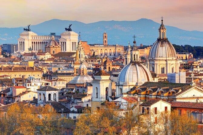 Private Piazza's, Fountains, Monuments & Basilicas Rome Golf Cart - Why the golf cart feels better than a bus window