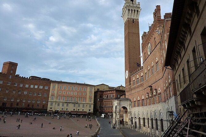 Private Siena and San Gimignano Tour with Wine Tasting From Rome - San Gimignano: The Tower-Skyline Town Plus Gelato Time