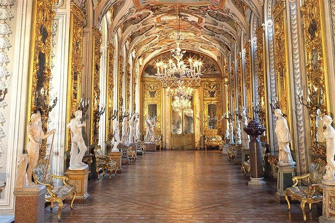 Private Tour - Doria Pamphilj Gallery - Meeting on Via del Corso at 2:00 pm, and how the timing works