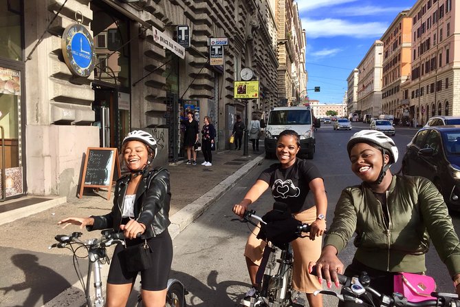 Private tour in Rome with an Electric bike and Local Food - Stop 3: St. Peter’s Square and Vatican City area in a half hour