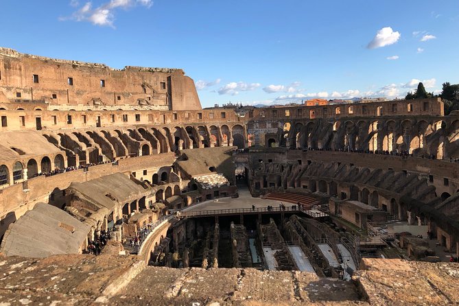 Private Tour of Colosseum with Entrance to Roman Forum - The first guided step: what you learn before the crowds hit