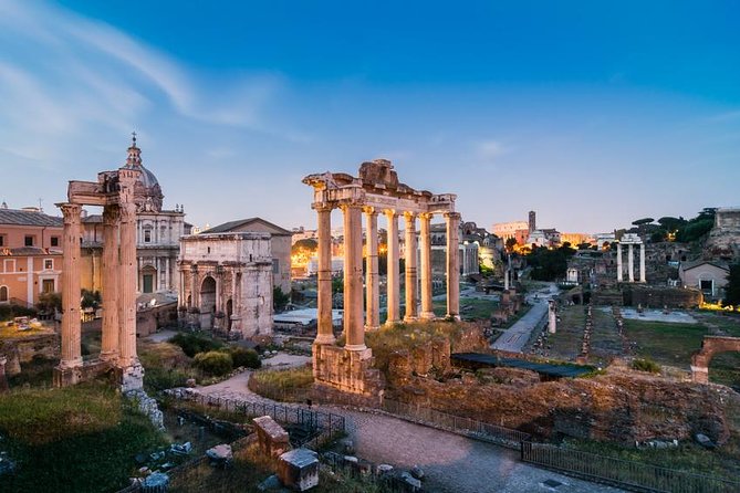 Private tour of Rome (7 / h) with English speaking guide and driver - 8:00 AM Hotel Pickup and the Mercedes Benz Advantage