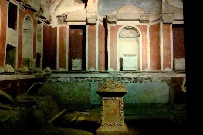 Private Tour of Vatican with St. Peter's, Papal Tombs and Dome - Vatican Museums: skip-the-line entry and how to make it feel short