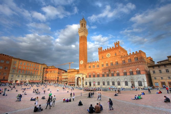 Private Tour: Siena and San Gimignano Day Trip from Rome - San Gimignano Towers in the Afternoon: Medieval Manhattan in 2 Hours