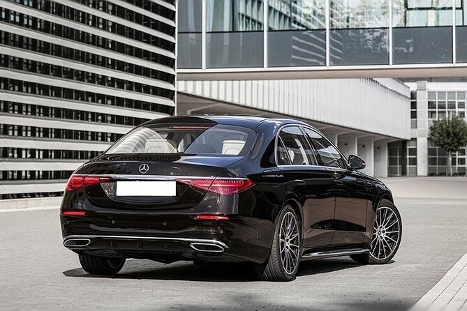 Private Transfer from Rome Fiumicino Airport FCO to Rome - Who this private transfer suits best