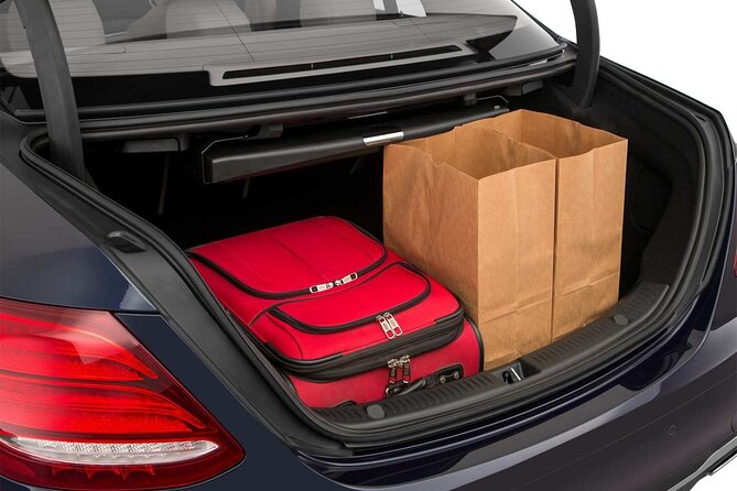 Private Transfer from Rome Fiumicino Airport FCO to Rome - What the Mercedes E-Class (or similar) means for comfort in Rome traffic