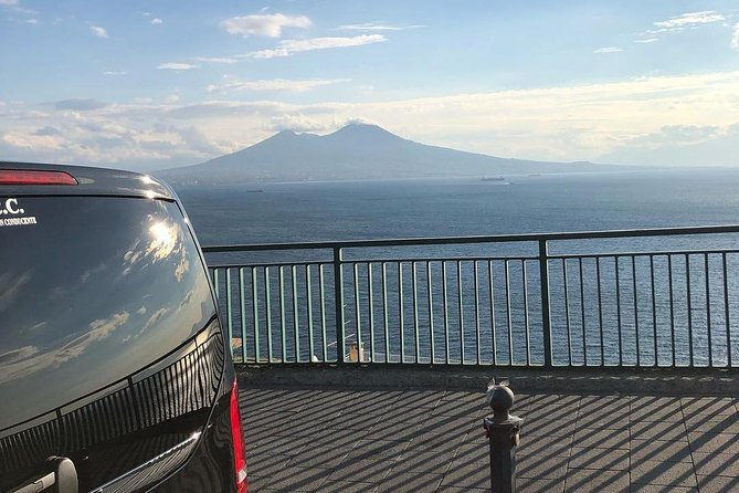 Private transfer from Rome to Sorrento - Optional stops on the route, including Pompeii planning