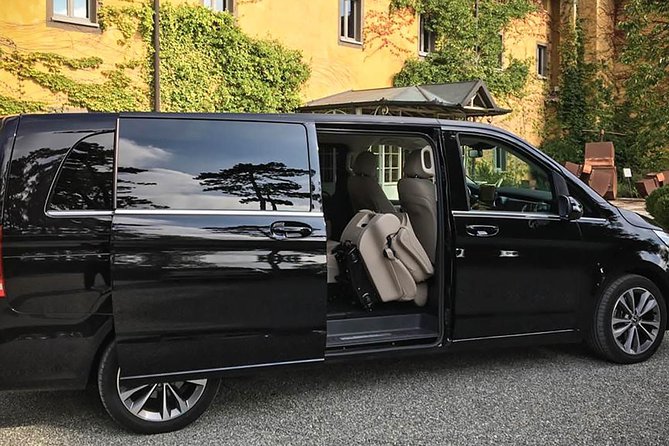 Private Transfer from ROME to SORRENTO with a stop in Pompeii or vv - Rome pickup that starts your trip on easy mode