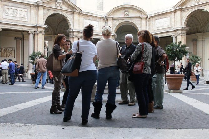 Private Vatican Highlights Tour - Skip The Line - Stop 4: St. Peter’s Square, Markings, Saints, and a Better View