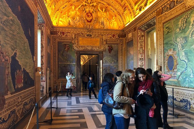 Private Vatican Museums Hidden Gems Tour with Optional Pick-Up - Private pickup, meeting point, and a 9:45AM reality check