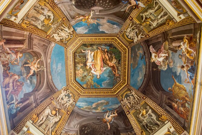 Private Vatican Museums & Sistine Chapel Skip-the-Line - Vatican Museums: the Gallery of Maps, courtyards, and Raphael Rooms