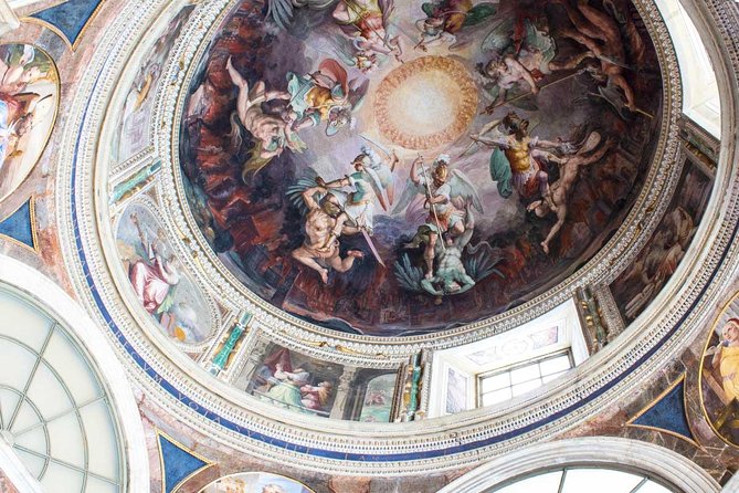 Private Vatican Tour with Sistine Chapel, Fast-Access Tickets - Skip the Vatican bottleneck with fast entry and a real art historian