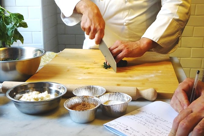 Professional Lab Pasta Experience - Sauces and the Weekday Switch: Carbonara or Cacio e Pepe
