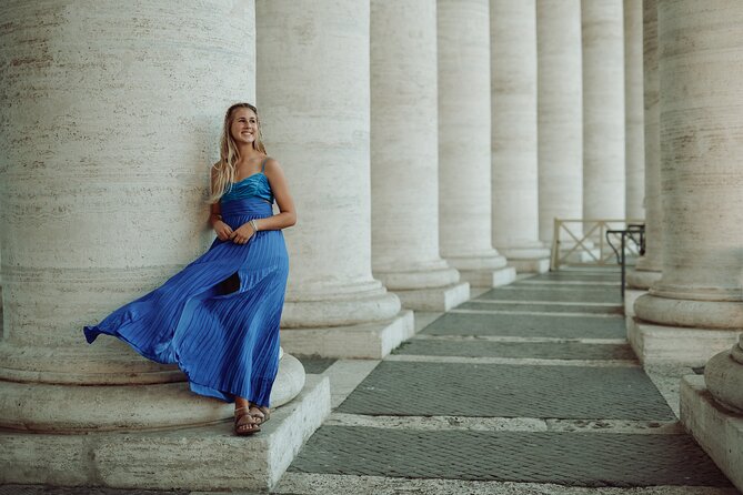 Professional Photoshoot in Rome - The Colosseum photo stop: classic angles, plus timing choices