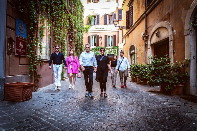 Professional Shooting in the most Romantic Places of Rome - How Communication Helps (Especially for Couples)