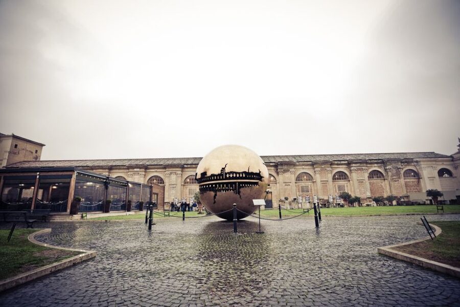 Rome: 1 Day Vatican & Colosseum Tour - St. Peter’s Basilica and radio audio quirks you might notice