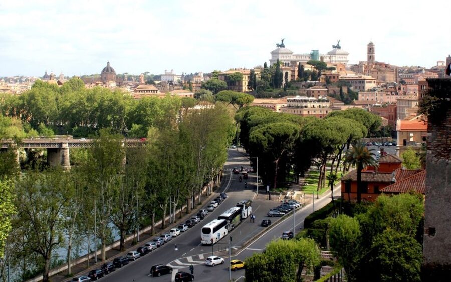 Rome: 3-Hour Panoramic Luxury Golf Cart Tour - The Colosseum Area Story, and Why Starting There Is Smart