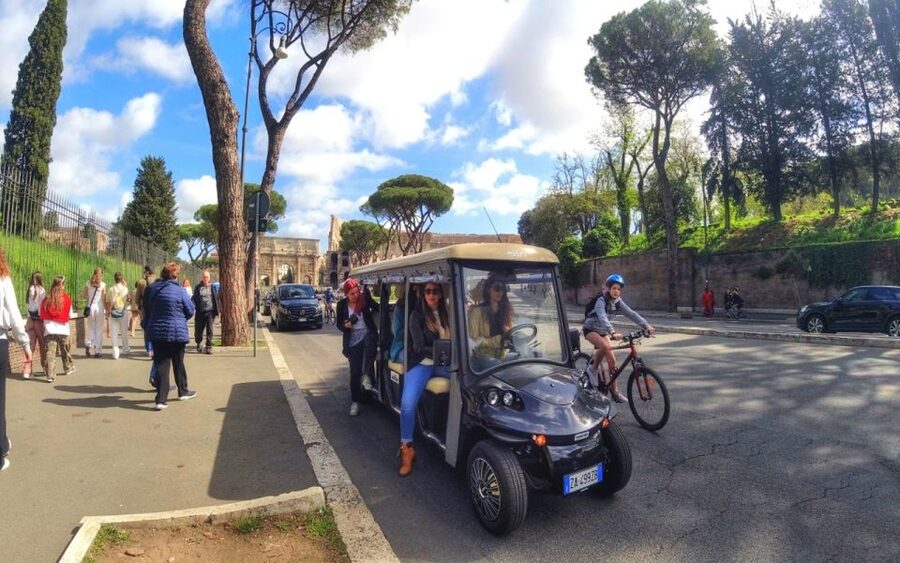 Rome: 3-Hour Panoramic Luxury Golf Cart Tour - Meeting Near the Colosseum, Then Rolling Out in Comfort