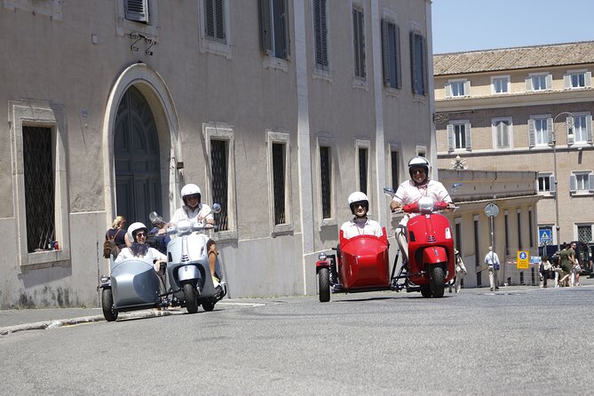 Rome 3 hours Vespa Sidecar Private Tour with Gelato - Stop 3: Piazza Venezia and the Altare della Patria experience