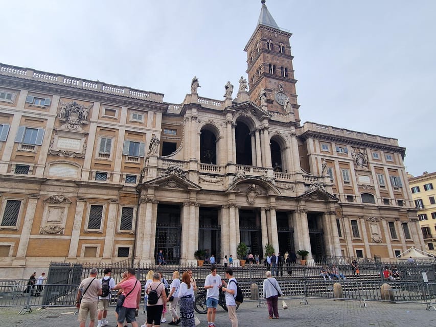 Rome: Ancient Jubilee in the 4 Major Basilicas - St John Lateran: Rome’s Cathedral, the 1300 Mosaics, and Two Saints’ Heads