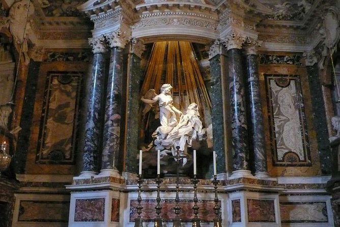 Rome: Angels and Demons Tour Half-Day Semi-Private - St Peter’s Basilica from the outside: ending at the Vatican without getting trapped