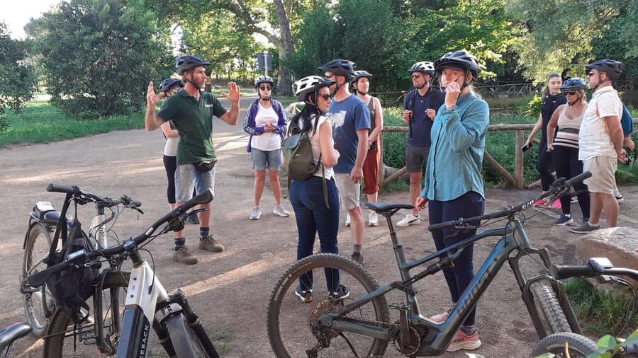 Rome: Appian Way E-Bike Tour Catacombs, Aqueducts & Picnic - Egeria, L’Acqua Santa di Roma Picnic Stop: Food and a Breath of Air