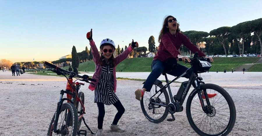 Rome: Appian Way E-Bike Tour Catacombs, Aqueducts & Picnic - From Viale Aventino to the Aurelian Walls, Photo Stops Included