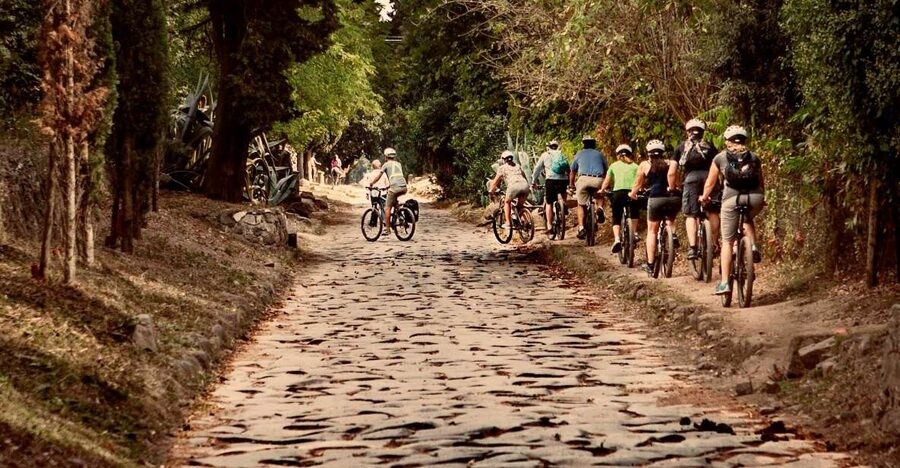 Rome: Appian Way & Roman Aqueducts Guided E-Bike Tour - Circus of Maxentius and the Tomb of Cecilia Metella: built for power and propaganda