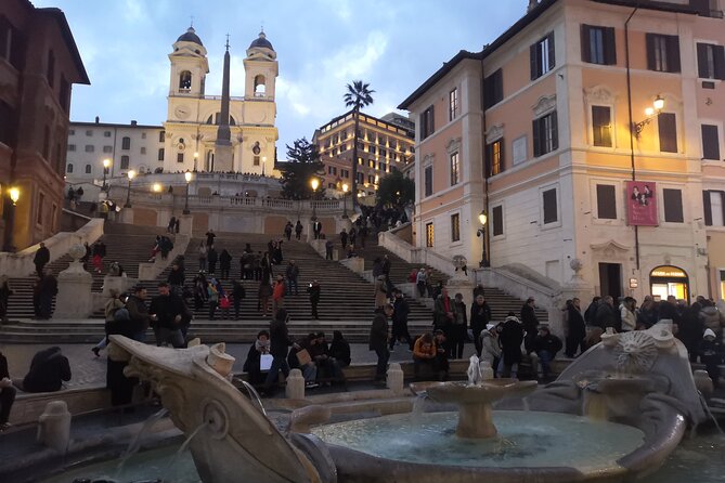 Rome at the Sunset; Navona, Trevi Fountain, Pantheon and more - Trevi Fountain at Sunset: Coin Toss Traditions and Photo Timing
