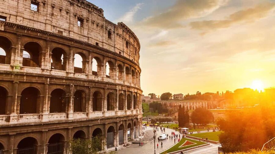 Rome: Audio guide of the Roman Forum - Language options and who this fits best