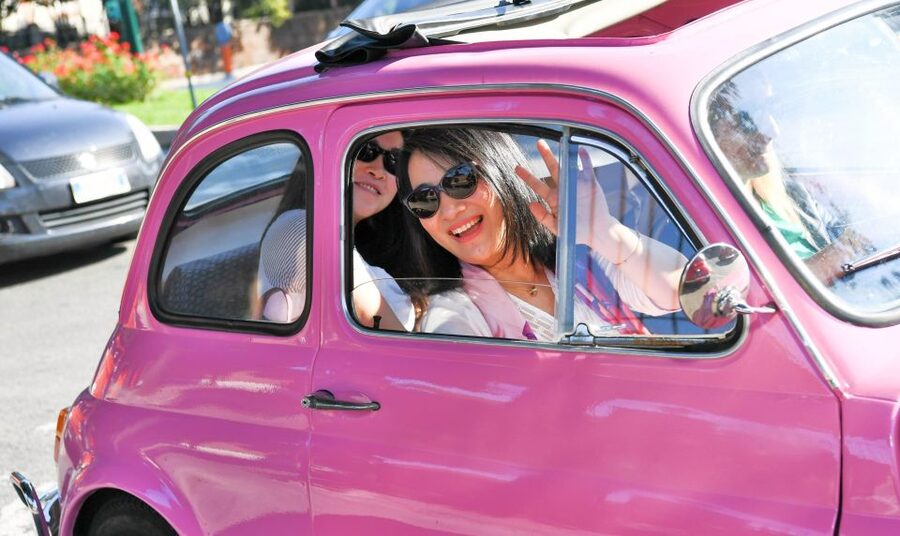 Rome: Aventine Hill Tour in Vintage Fiat 500 Convoy - Piazza dei Cavalieri di Malta and the Malta Keyhole