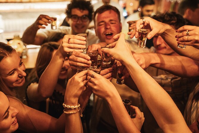 Rome Bar Crawl: Interactive Night Tour with Games and Karaoke - Monti at 8:00 pm, and why this night timing works