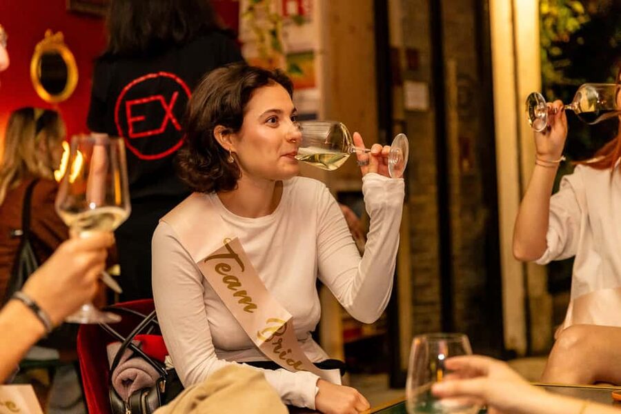 Rome: Bar Crawl with Local Guide & Drinks - Food, or the lack of it, and how to plan around it