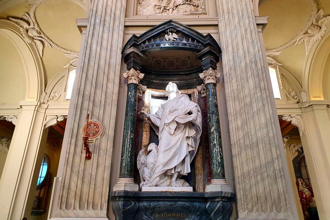 Rome: Between Holy Doors Small Group Walking Tour - Santa Prassede: apse mosaics and a relic tied to the Passion