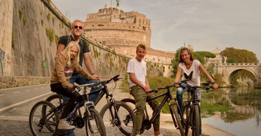 Rome: Bike Rental 4-hours - Optional Attraction Ticket or Guided Tour: When to Add It