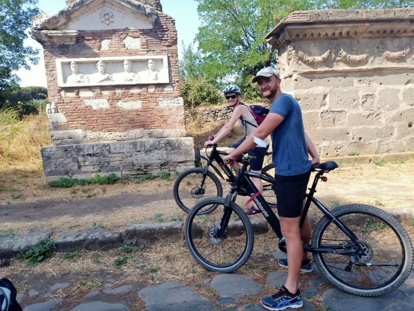 Rome: Bike Rental 4-hours - Finding the Touristation Office at Piazza Ara Coeli (Exchange Your Voucher)